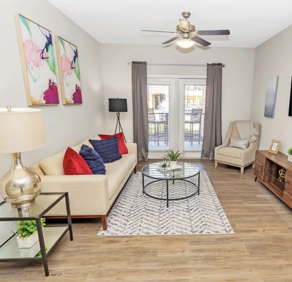 Pointe At Greenville Apartments
